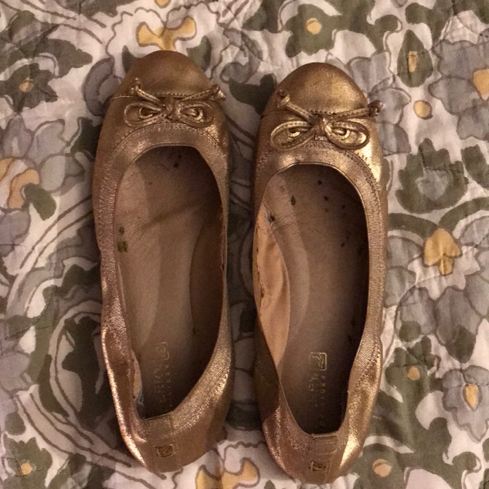 Gold sperry’s